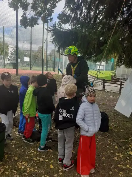 Arborysta w klasie 1c – nietypowa lekcja o drzewach w Świdniku